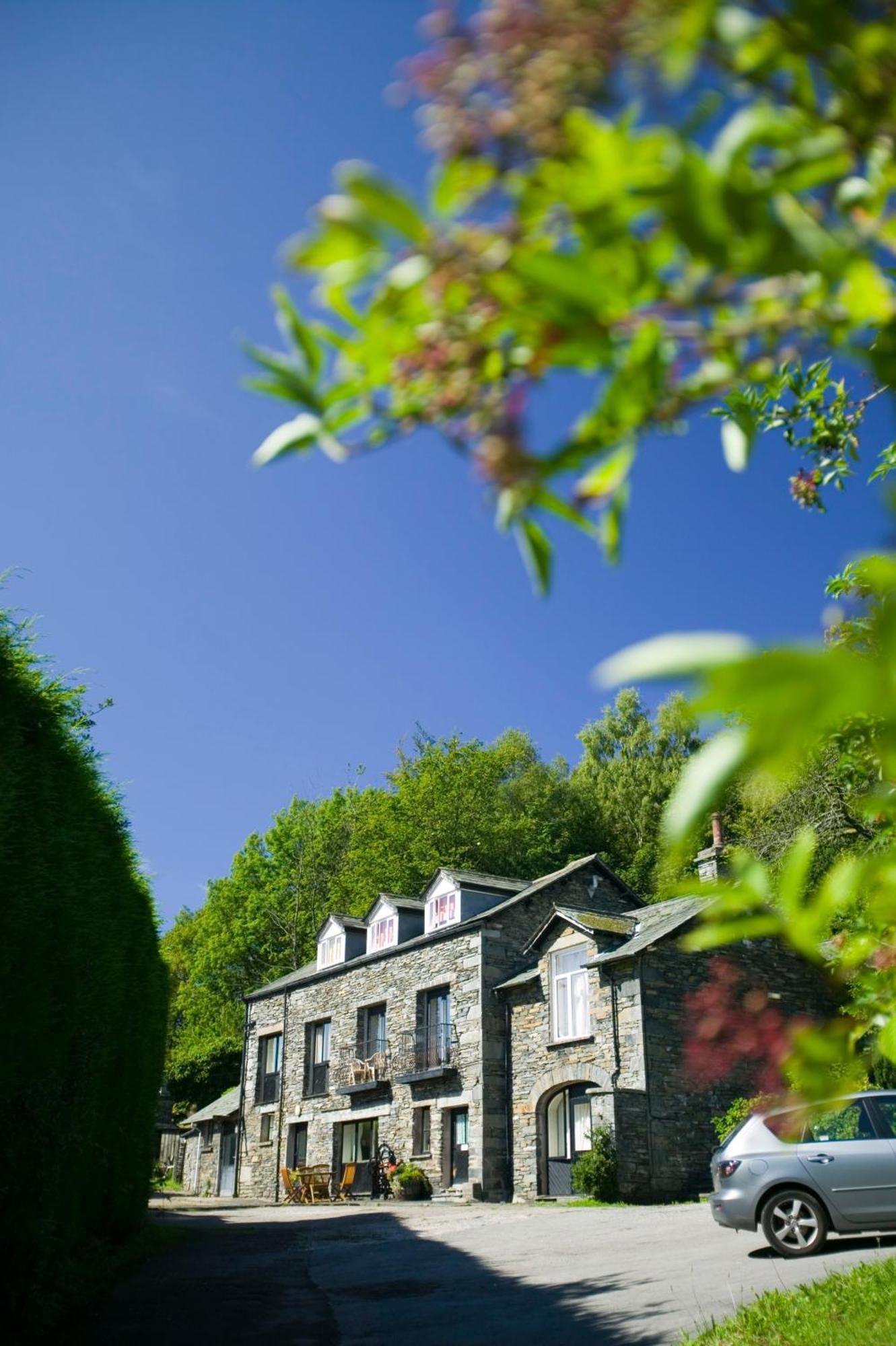 Yewfield Self Catering Apartments Hawkshead Exterior foto